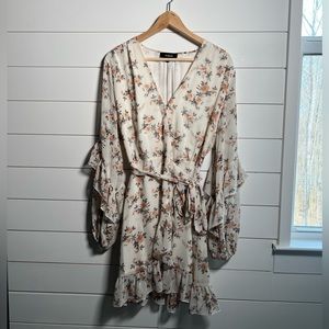 White floral wrap dress Size Medium